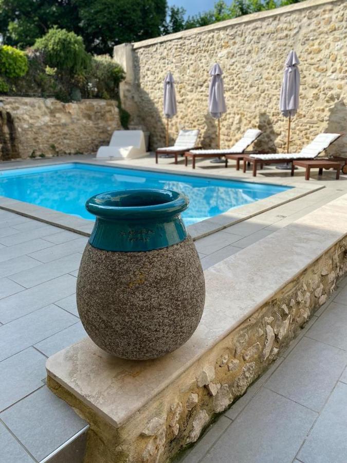 La Maison De Livia, Chambres D'Hotes, Piscine Chauffee, Proche Uzes, Nimes, Ales Sauzet  Exteriör bild